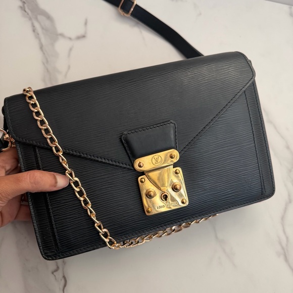 LV Epi Dragonne Sellier leather clutch as crossbody - Picture 8 of 17